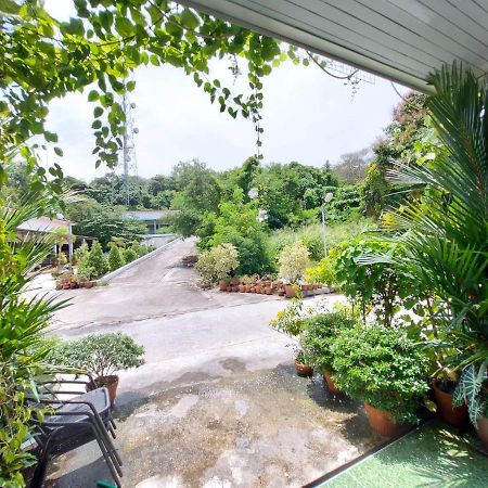 Hotel Baan Aomsub Koh Samet Exterior foto